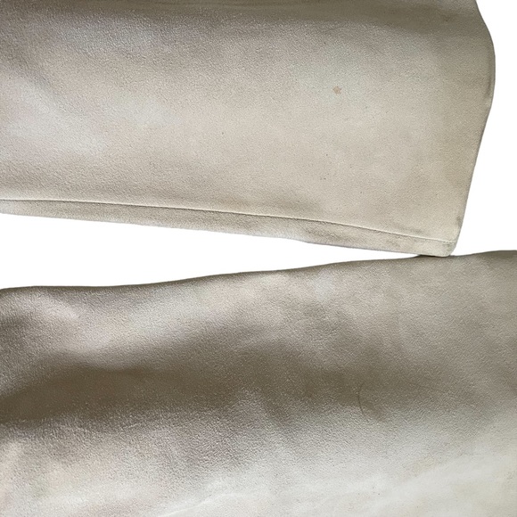 Bally Suede flat boots. On narrow side can fit smaller size without sliding. - Picture 9 of 11